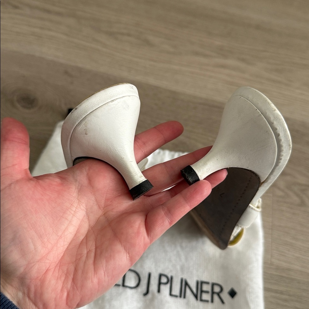 Donald Pliner White Leather Sandals - Picture 3 of 5